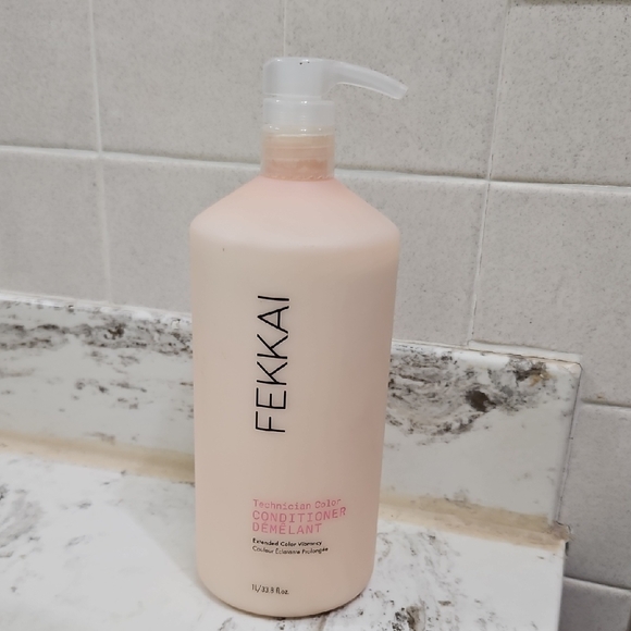 Fekkai Technician Color Conditioner - Picture 1 of 2